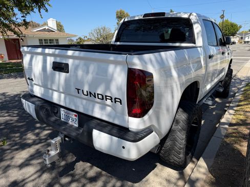Used 2018 Toyota Tundra Platinum AWD/4WD image 6