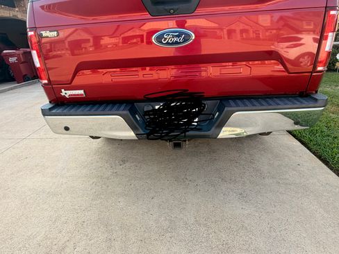 Used 2018 Ford F150 XLT w/ Equipment Group 302A Luxury RWD image 6