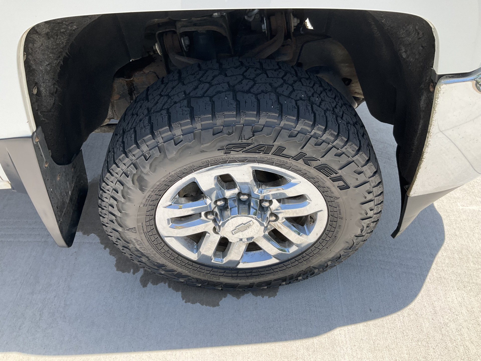 Used 2018 Chevrolet Silverado 3500 LT AWD/4WD image 25