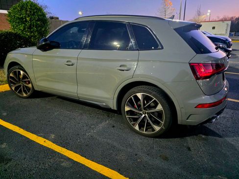 Used 2021 Audi SQ5 Prestige image 1