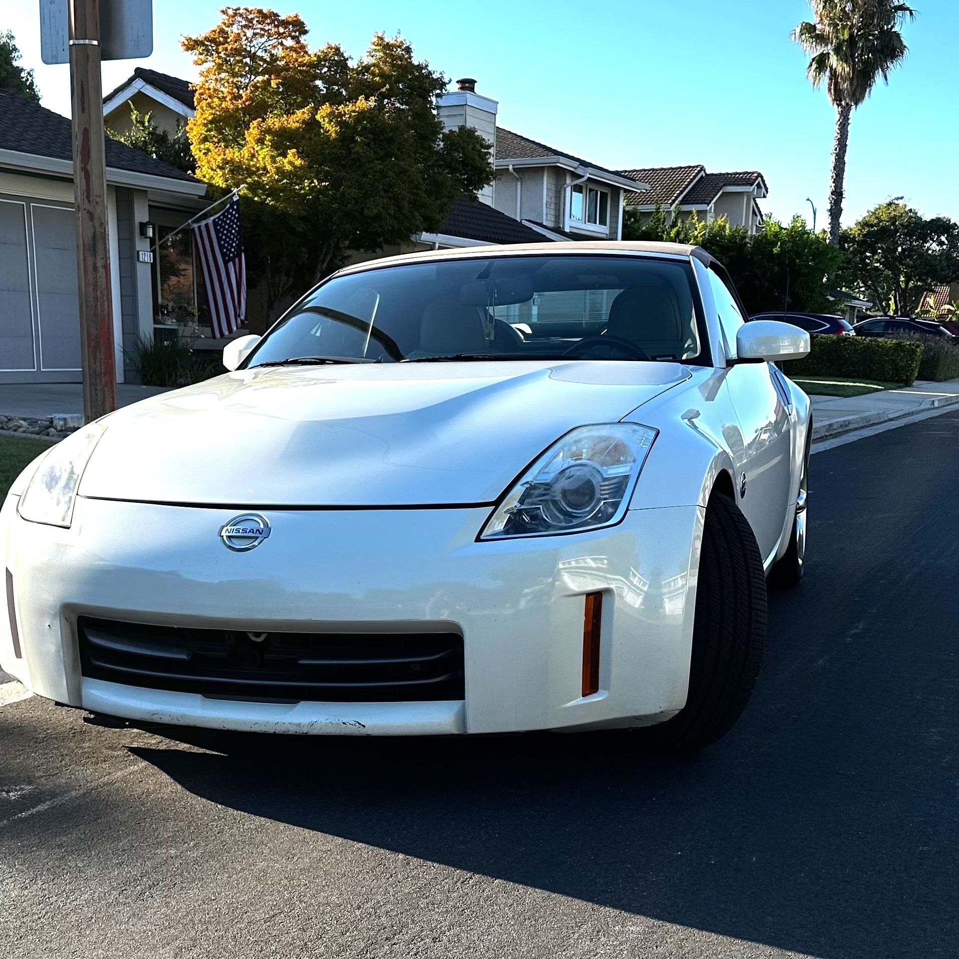 Used 2007 Nissan 350Z Touring RWD image 4