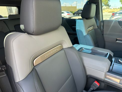 Used 2024 GMC Hummer EV 3X image 9