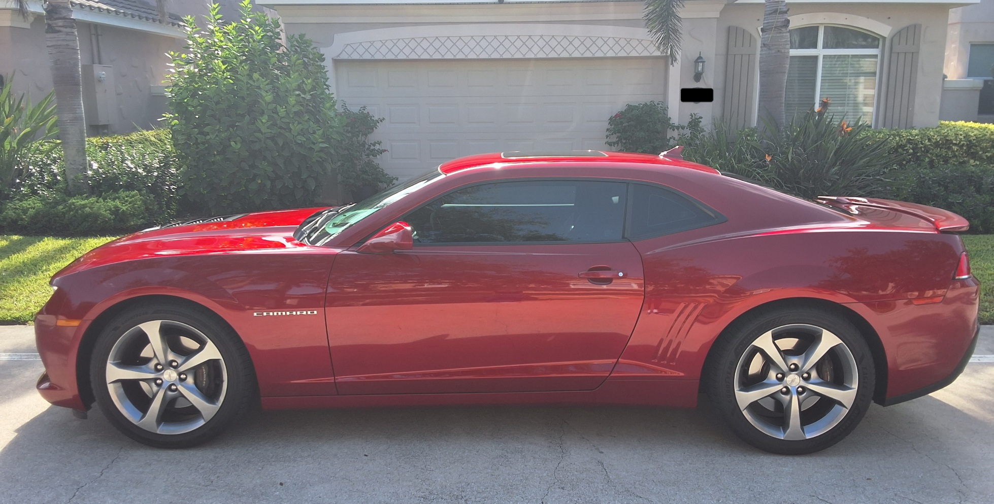 Used 2014 Chevrolet Camaro SS w/ RS Package RWD image 5