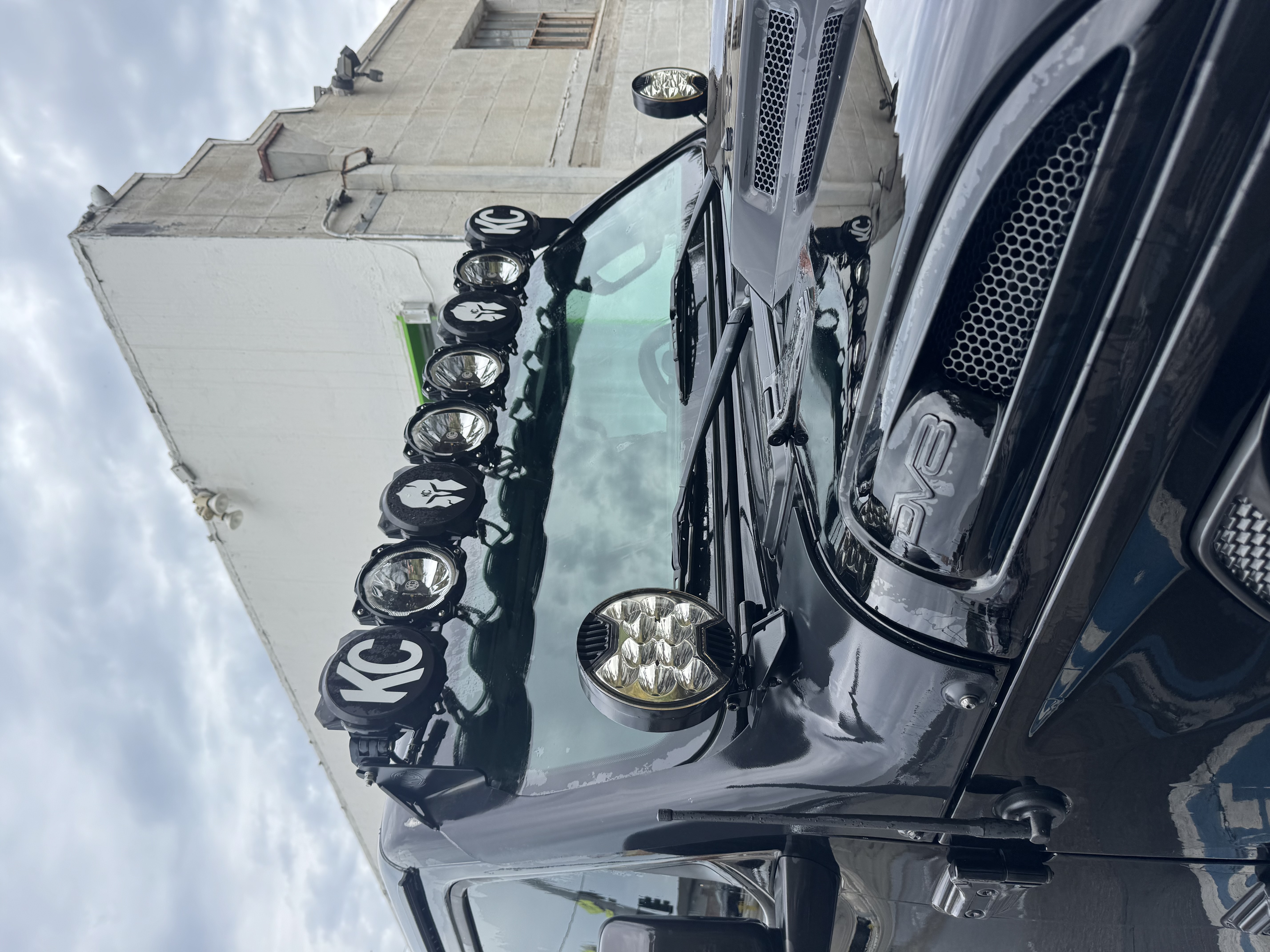 Used 2018 Jeep Wrangler Unlimited Sport S AWD/4WD image 6