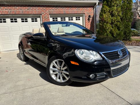 Used 2010 Volkswagen Eos Komfort image 8