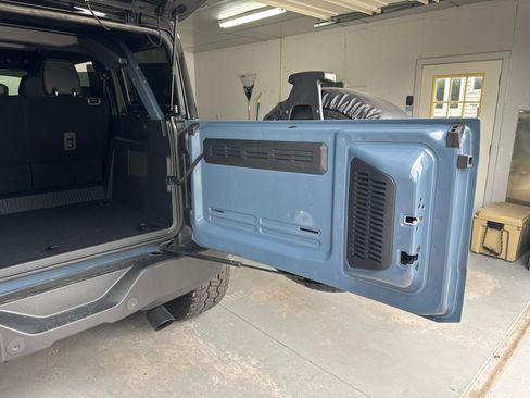 Used 2025 Ford Bronco Outer Banks w/ Sasquatch Package AWD/4WD image 23