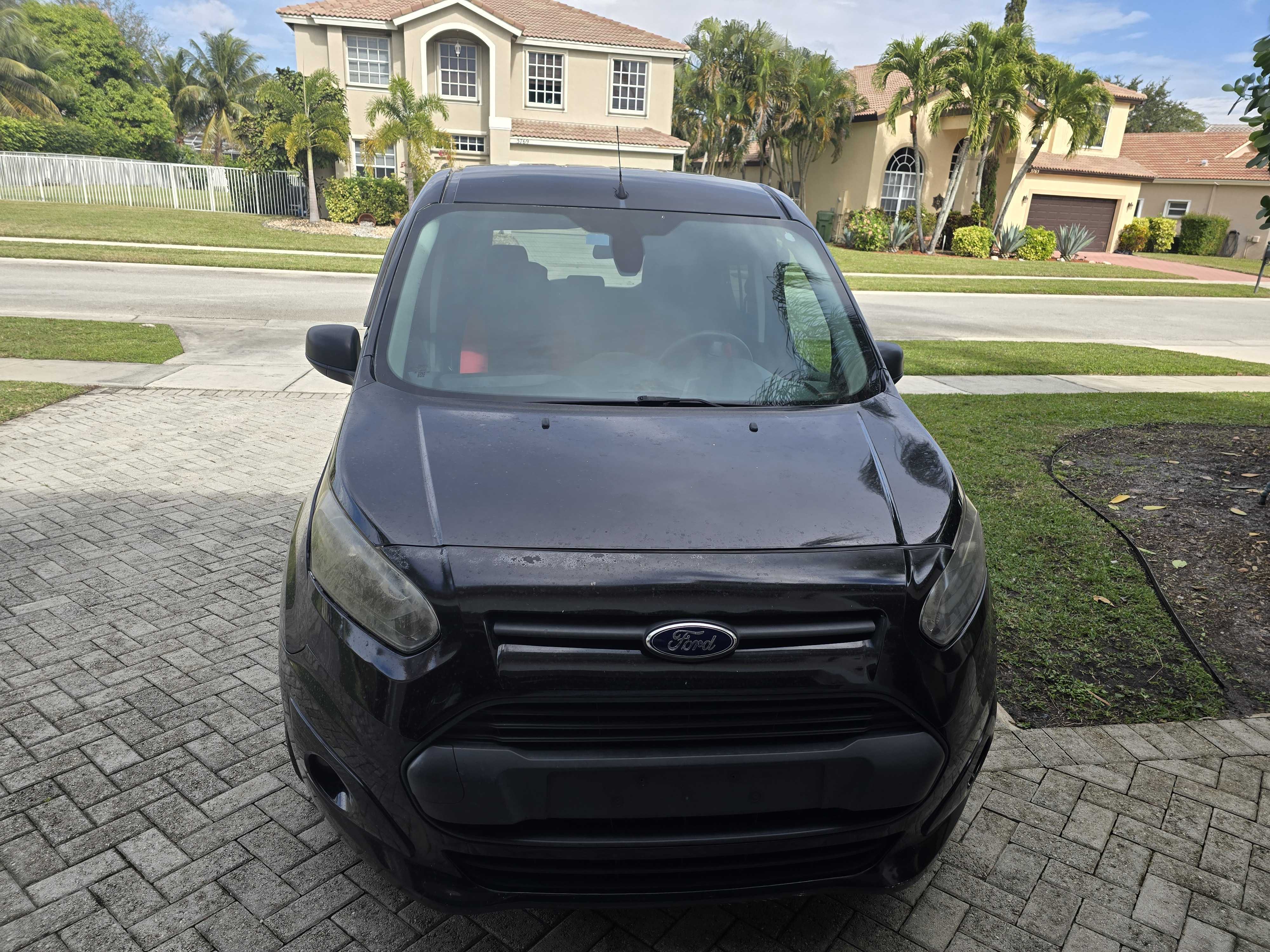 Used 2015 Ford Transit Connect XLT FWD image 2