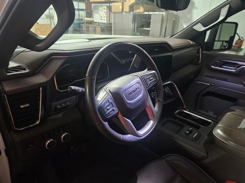 Used 2024 GMC Sierra 3500 Denali w/ Denali Reserve Package image 13