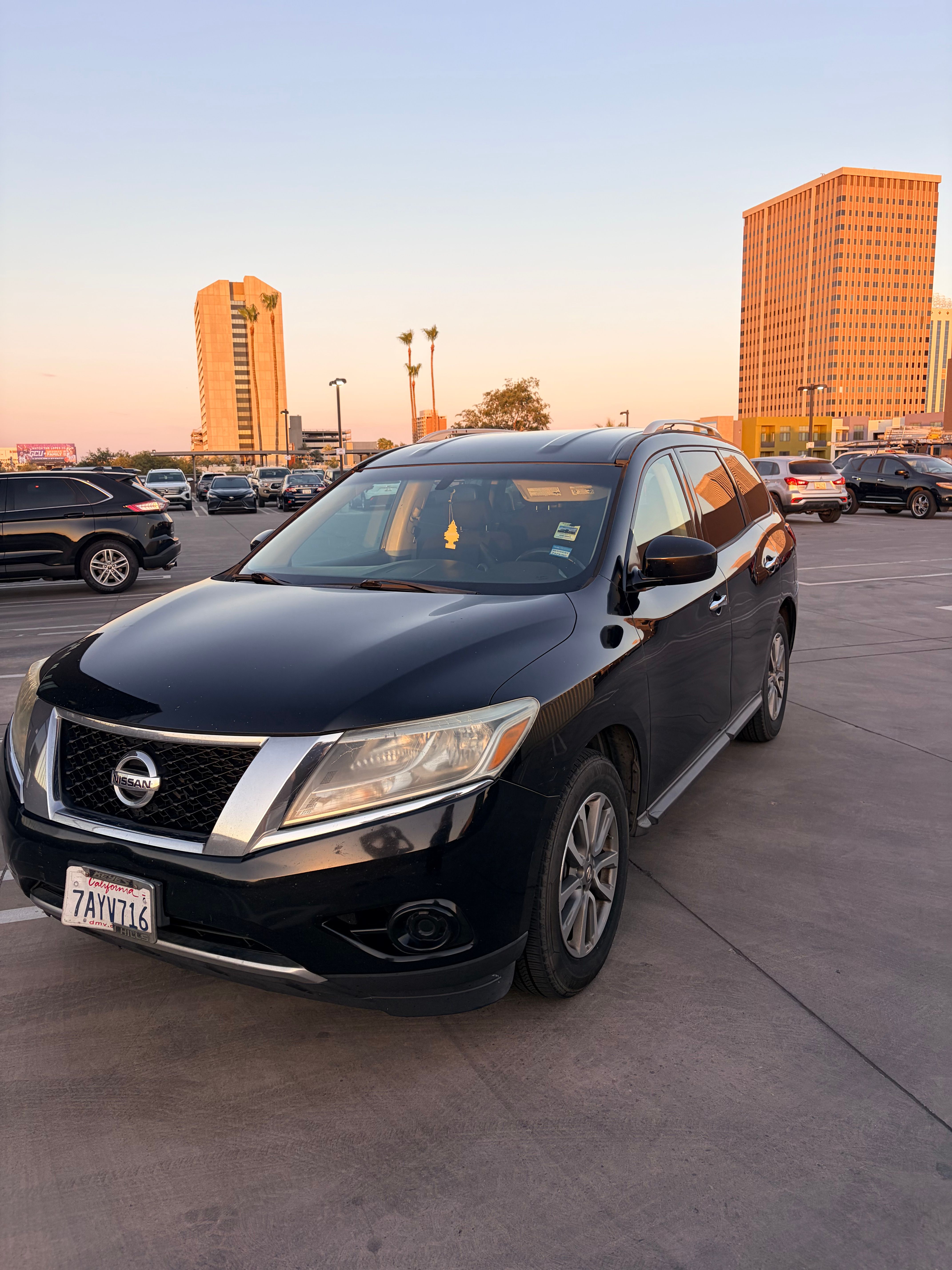 Used 2014 Nissan Pathfinder SV FWD image 15