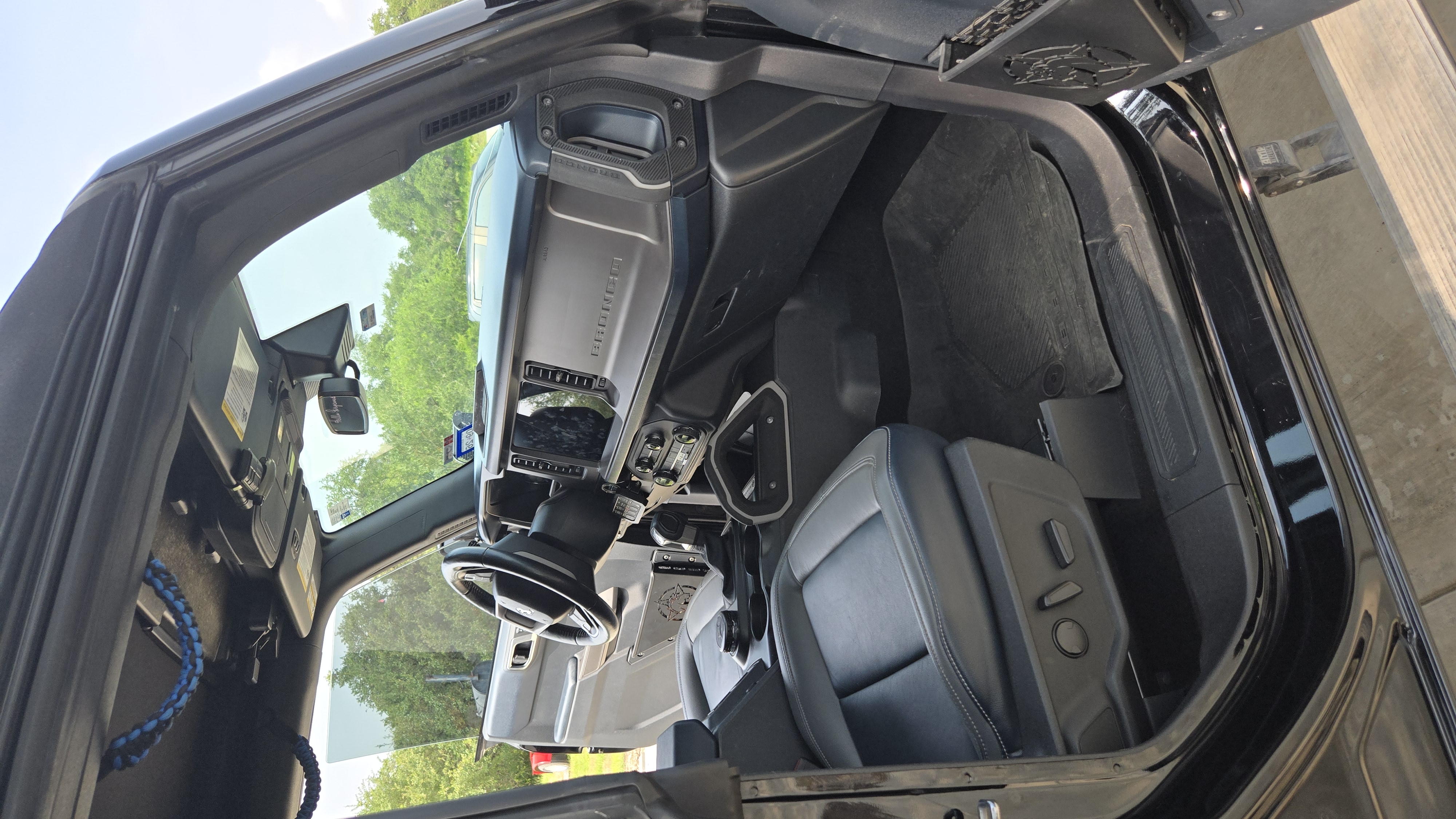 Used 2023 Ford Bronco Outer Banks AWD/4WD image 4