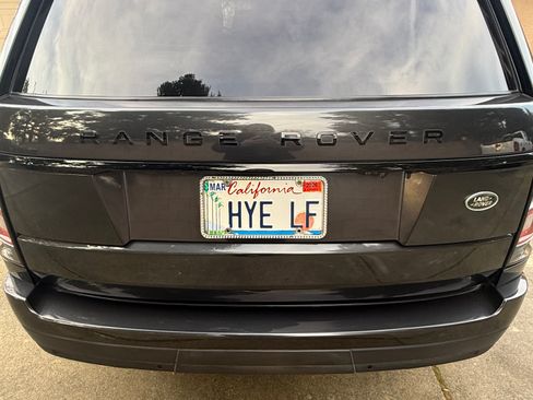 Used 2019 Land Rover Range Rover HSE image 12