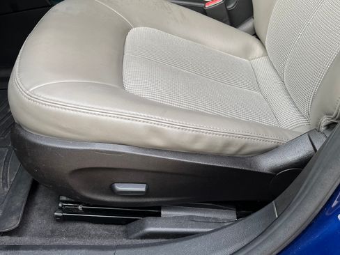 Used 2013 Buick Verano Convenience FWD image 9