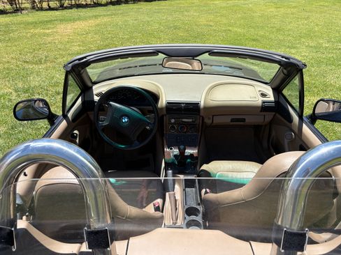 Used 1997 BMW Z3 2.8 RWD image 17