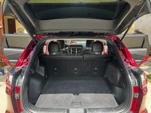 Used 2019 Jeep Cherokee Limited FWD image 5