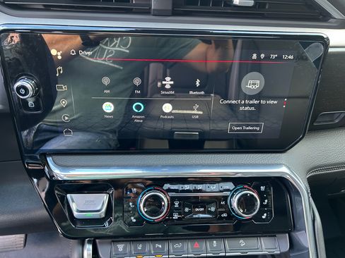 Used 2024 GMC Sierra 2500 Denali w/ Denali Reserve Package image 18