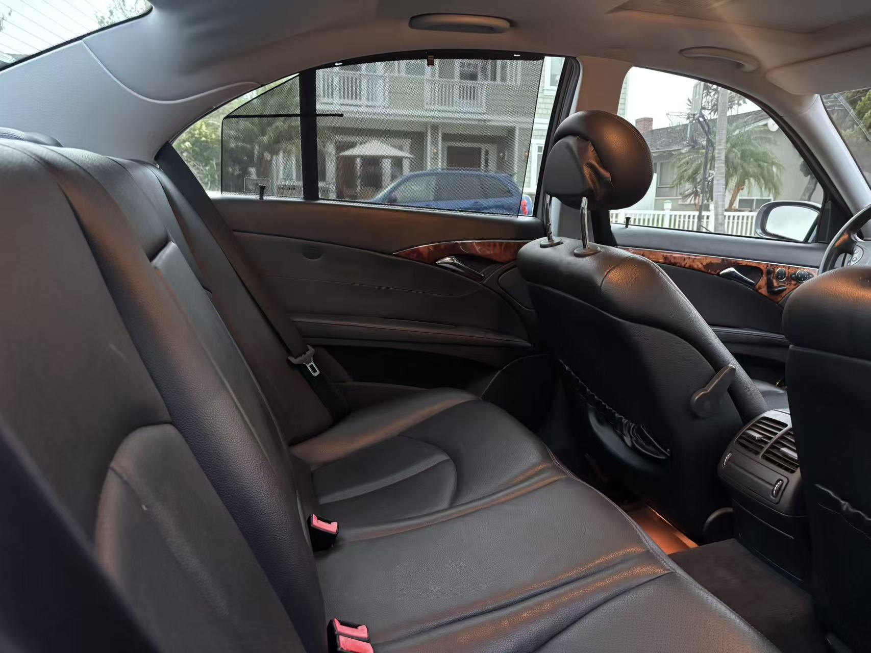 Used 2005 Mercedes-Benz E 320 Sedan image 21