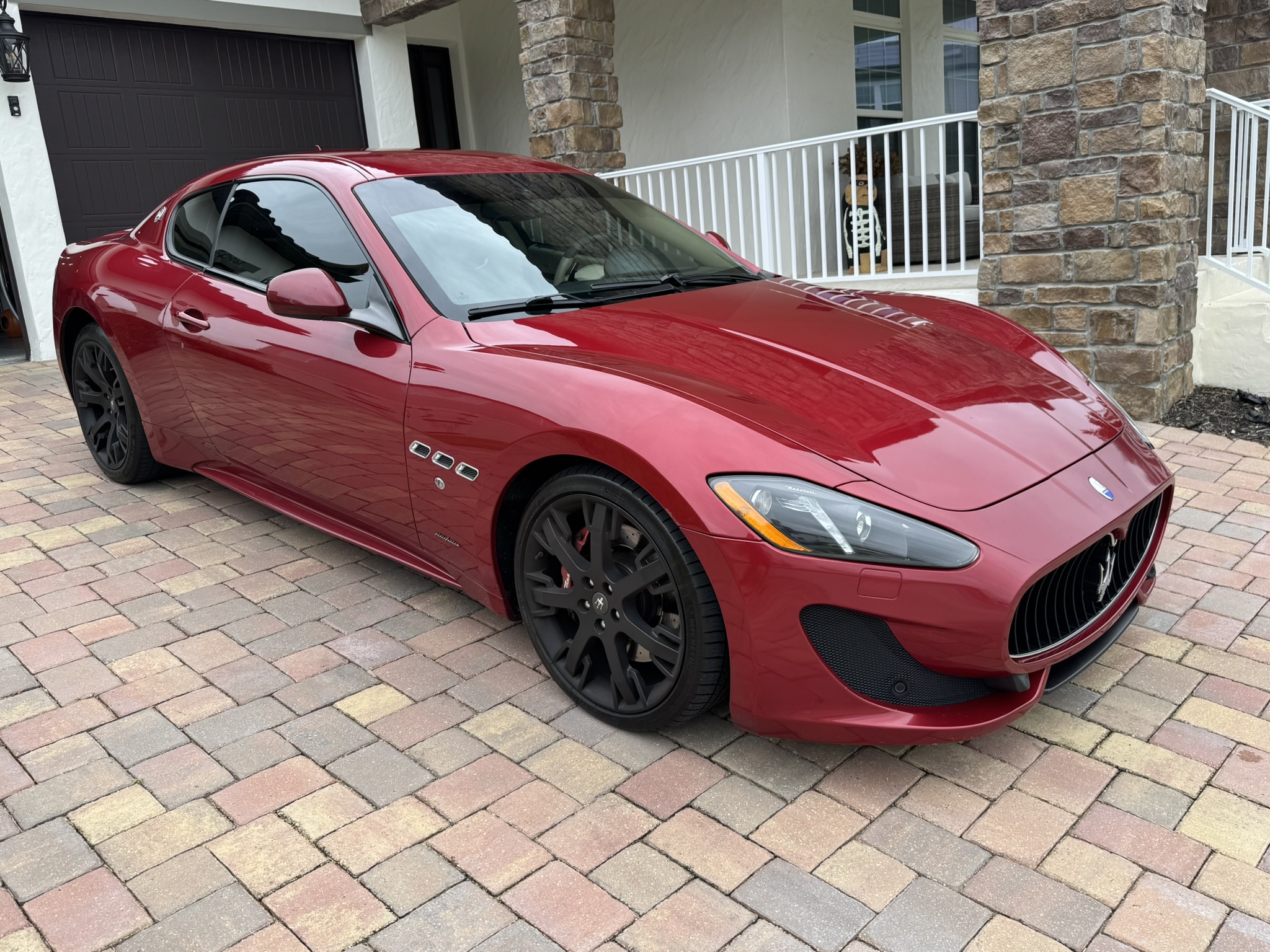 Used 2013 Maserati GranTurismo Sport RWD image 4