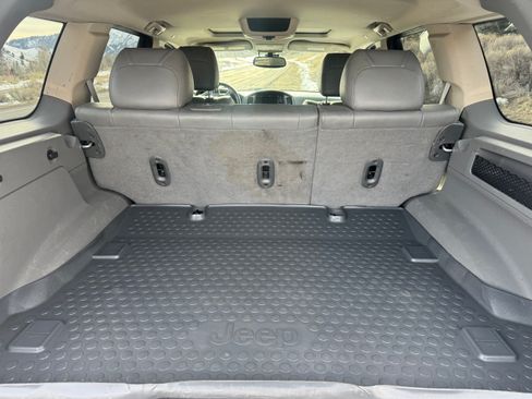 Used 2005 Jeep Grand Cherokee Limited image 12