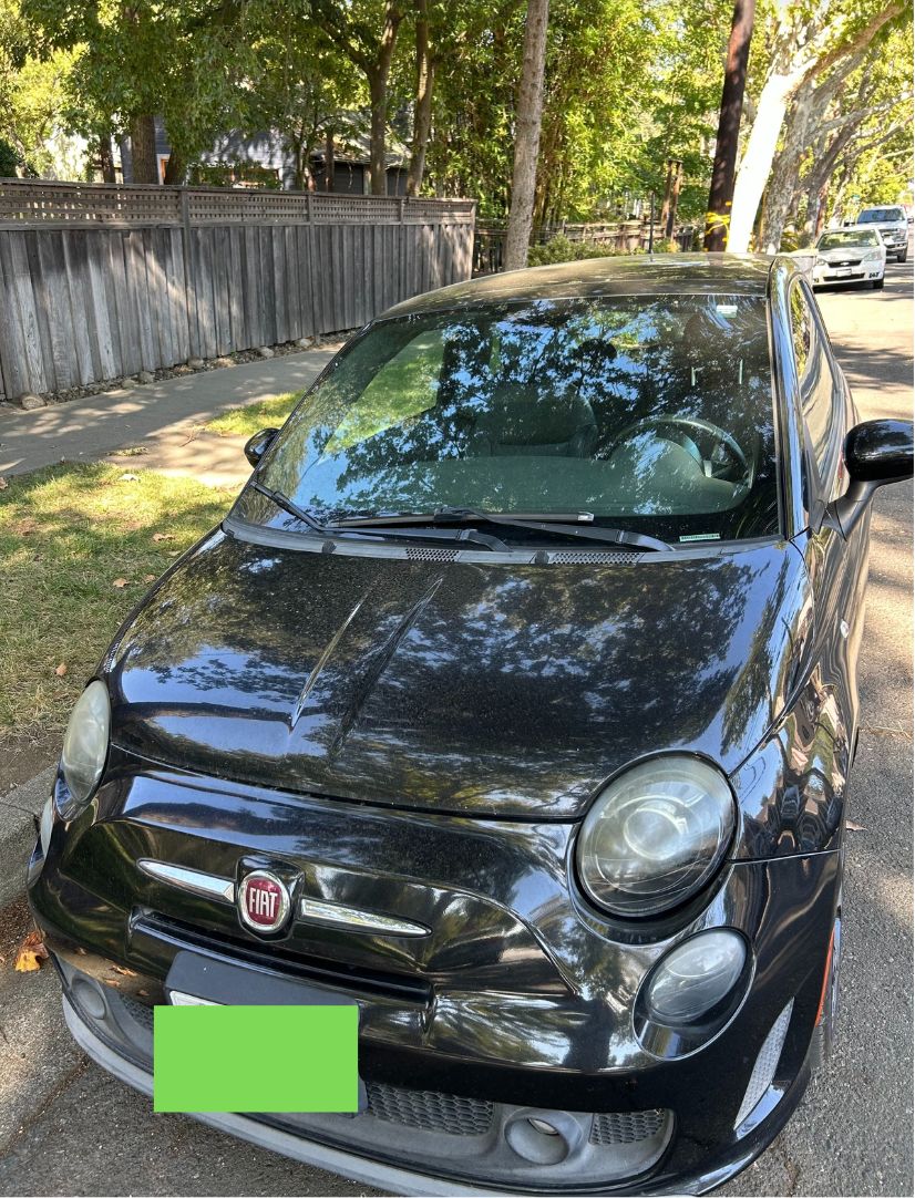 Used 2013 FIAT 500 Turbo w/ Comfort/Convenience Group FWD image 2