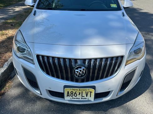 Used 2016 Buick Regal GS image 4