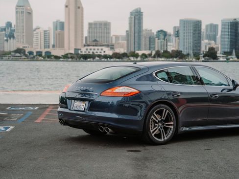 Used 2013 Porsche Panamera S image 10