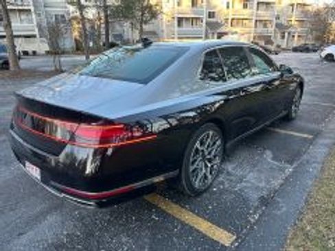Used 2023 Genesis G90 3.5T image 8