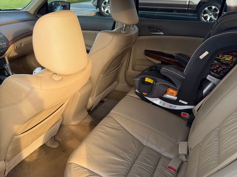 Used 2009 Honda Accord EX-L image 9