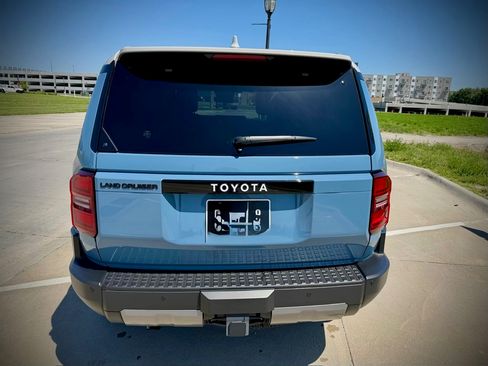 Used 2025 Toyota Land Cruiser w/ Premium Package AWD/4WD image 14