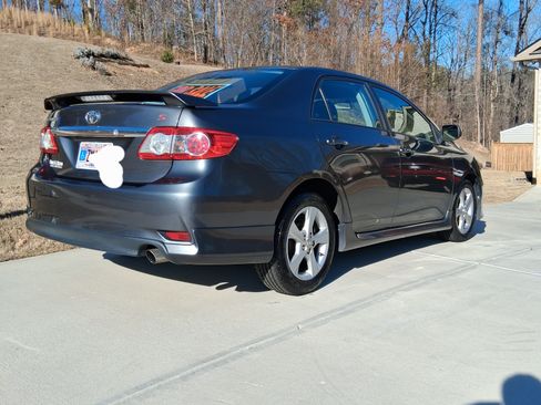 Used 2011 Toyota Corolla S image 4