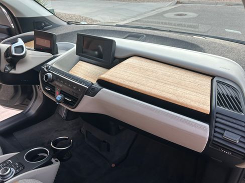 Used 2015 BMW i3 w/ Range Extender image 16