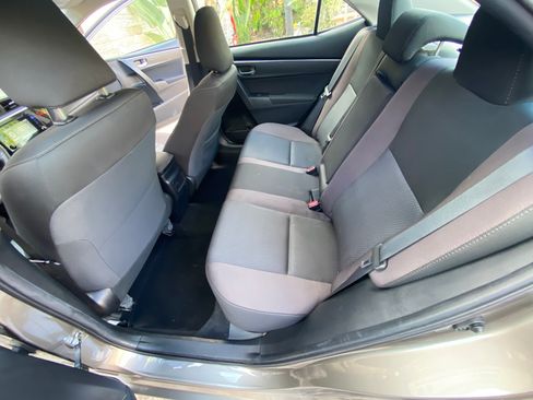 Used 2018 Toyota Corolla LE image 17