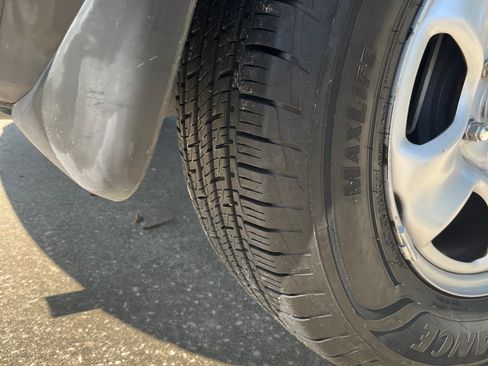 Used 2015 Honda CR-V LX image 19