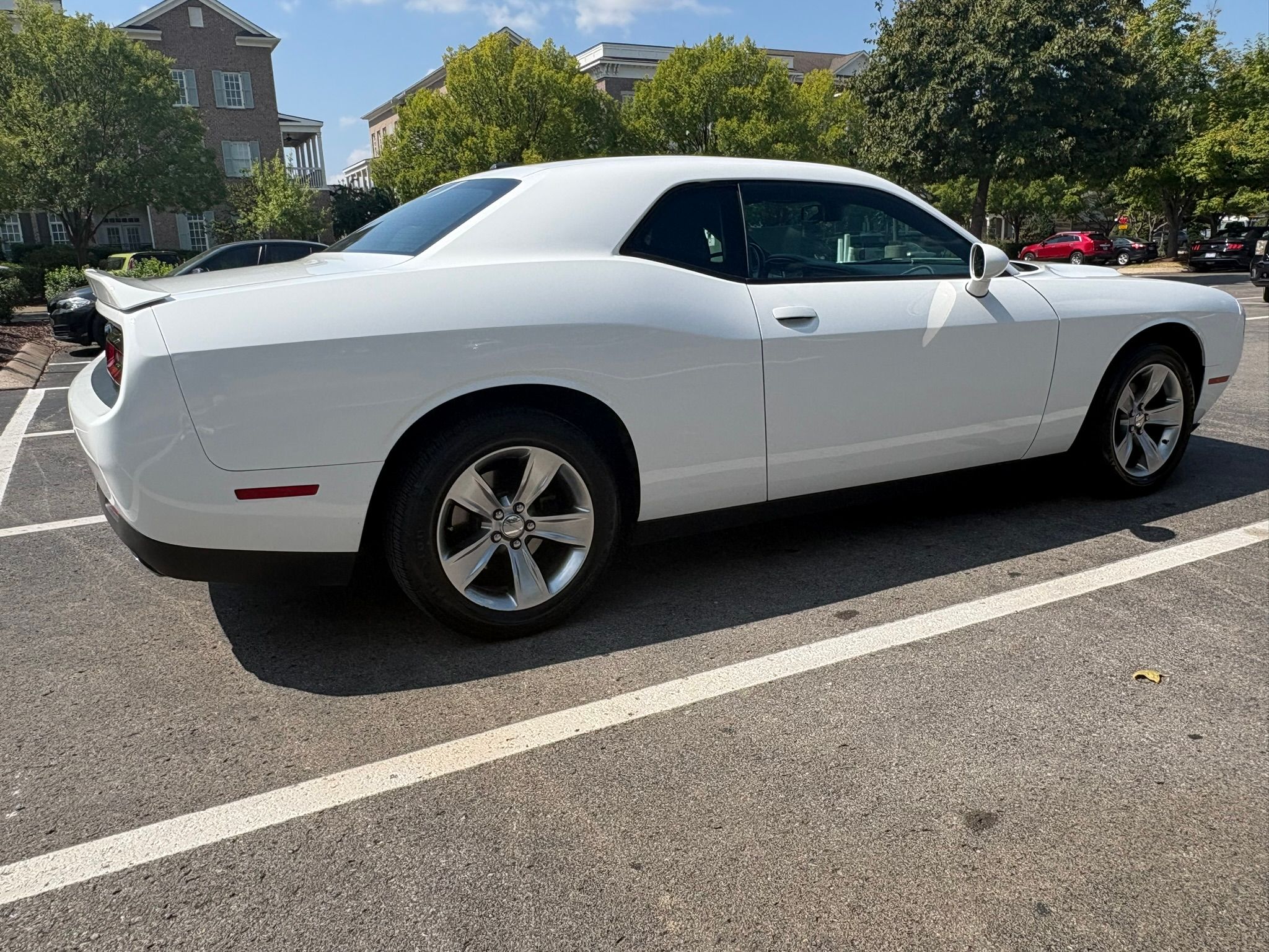 Used 2020 Dodge Challenger SXT RWD image 4
