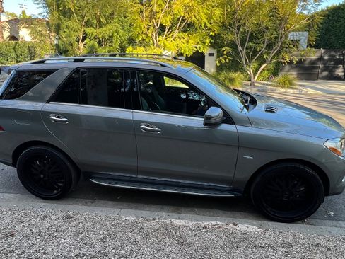 Used 2012 Mercedes-Benz ML 350 4MATIC image 5