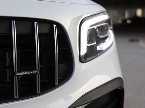 Used 2021 Mercedes-Benz GLB 35 AMG 4MATIC image 8