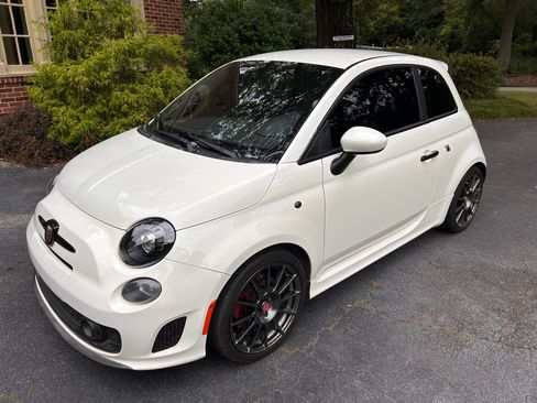 Used 2013 FIAT 500 Abarth FWD image 1