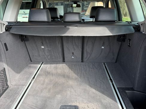 Used 2017 BMW X3 sDrive28i image 9