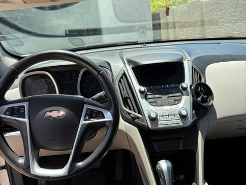 Used 2012 Chevrolet Equinox LT FWD image 11