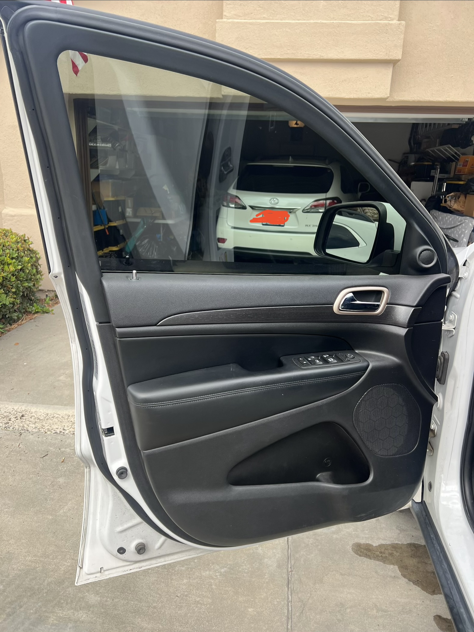 Used 2017 Jeep Grand Cherokee Laredo w/ Quick Order Package 23E AWD/4WD image 10