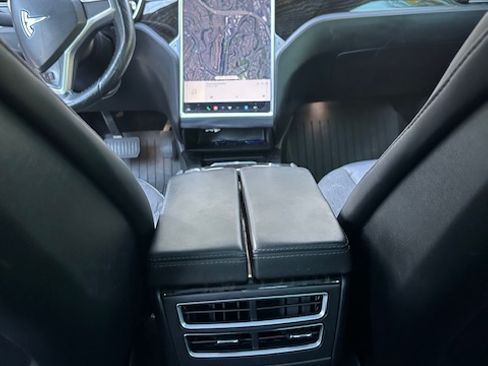 Used 2016 Tesla Model S 75 image 19