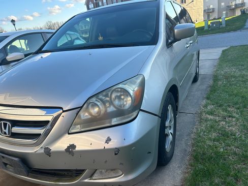 Used 2005 Honda Odyssey Touring image 2