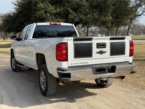 Used 2015 Chevrolet Silverado 2500 LT w/ LT Convenience Package image 4