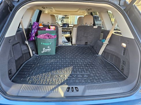 Used 2020 Lincoln Aviator Reserve w/ Equipment Group 202A image 11