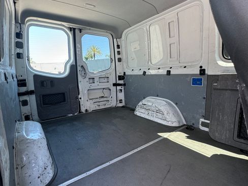 Used 2014 Mercedes-Benz Sprinter 2500 image 5