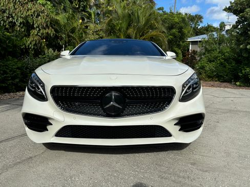 Used 2020 Mercedes-Benz S 560 4MATIC Coupe image 1