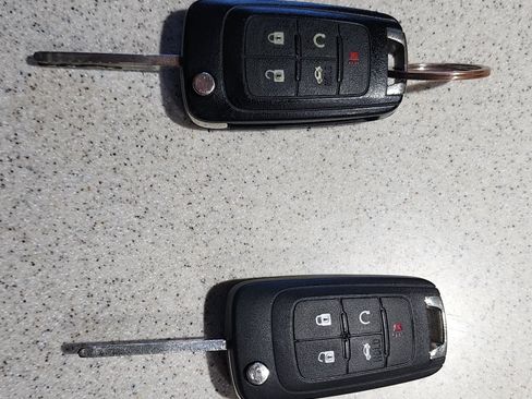 Used 2016 Chevrolet Cruze LT w/ Sun, Sound and Sport Package image 18