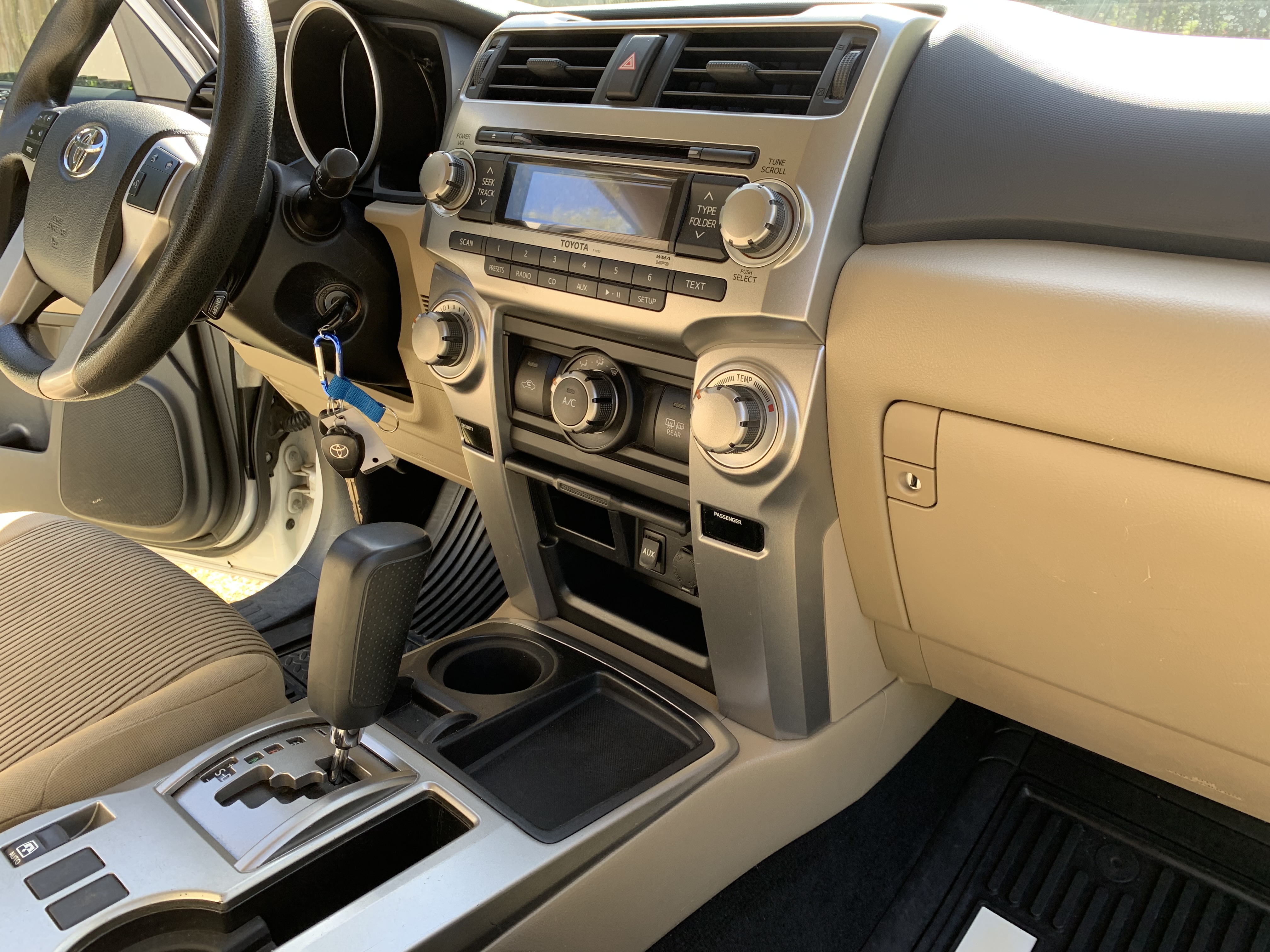 Used 2012 Toyota 4Runner SR5 RWD image 17