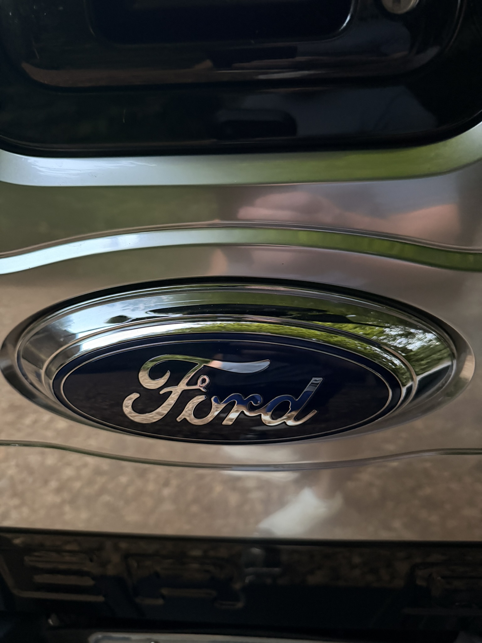 Used 2015 Ford F350 Platinum AWD/4WD image 16