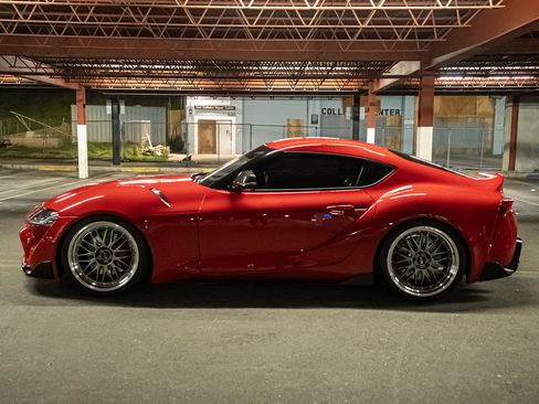 Used 2020 Toyota Supra image 11