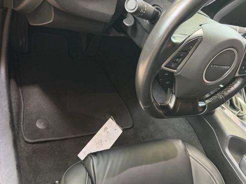 Used 2020 Chevrolet Camaro LT image 14